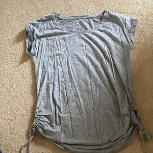 Gap maternity t shirt Size XS